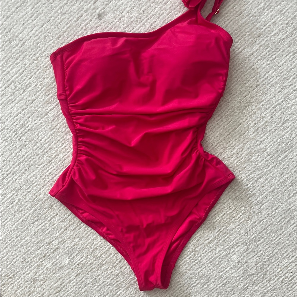 Shade & Shore One-Shoulder Swimsuit